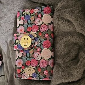 Buxton Super Wallet Floral Design. NWT